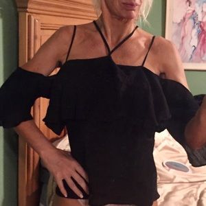Cold shoulder top